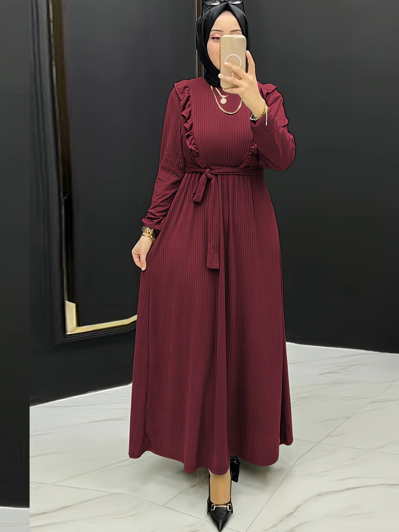 Elegant, Comfortable Solid Color Maxi Dress for Women - Polyester & Spandex Blend, Machine Washable, Belt Detail, Perfect for All Seasons