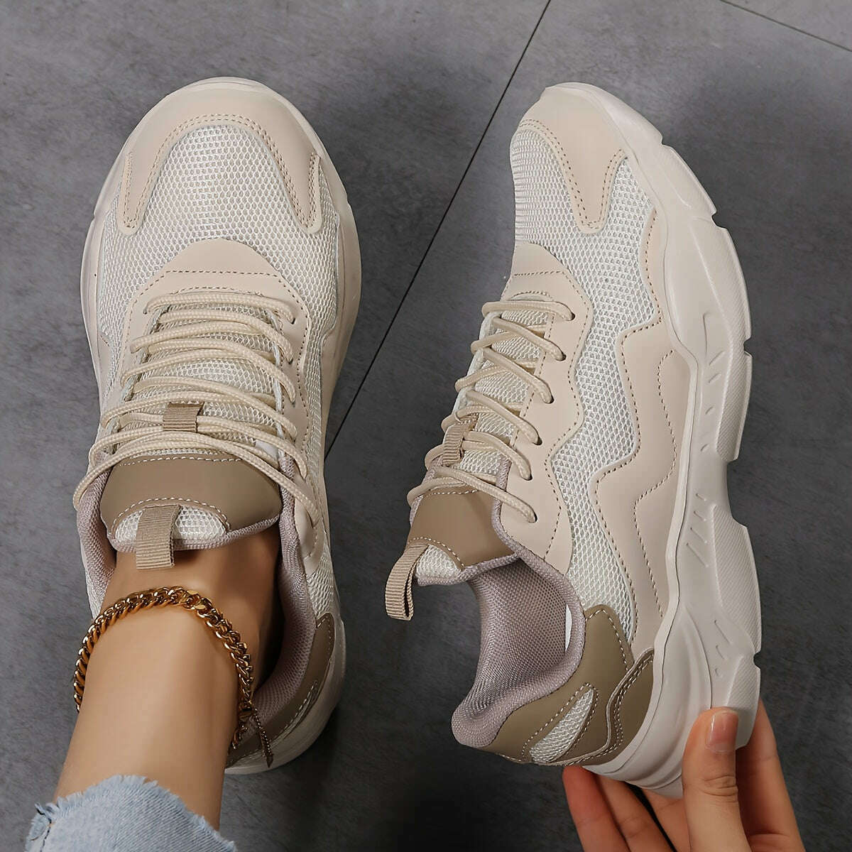 Urban Explorer Women's Mesh Sneakers