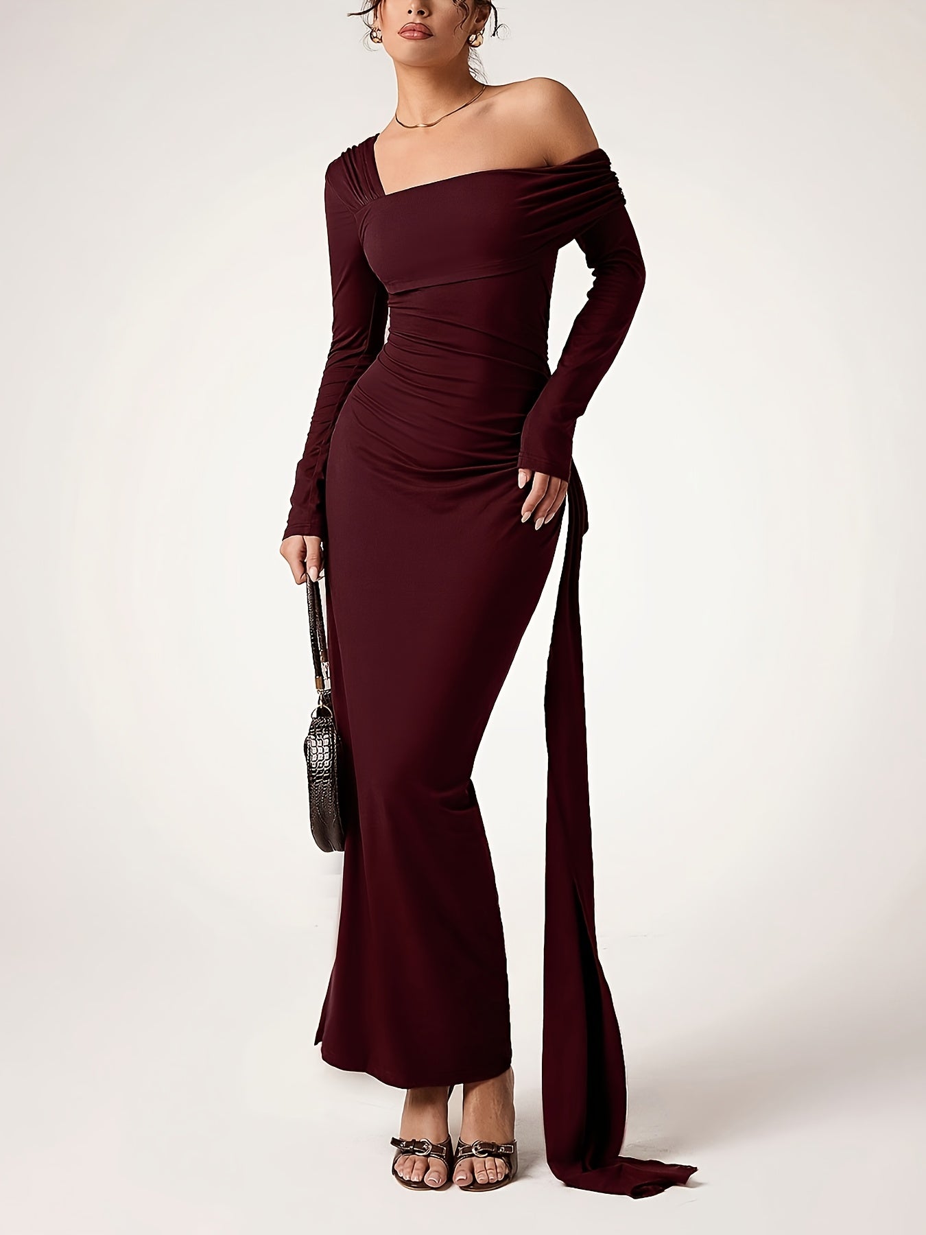 Elegant Off-Shoulder Maroon Maxi Dress for Women - Long Sleeve, Ruched Design, Perfect for Formal Events, Adult Fashion, Formal Evening Wear|Ruched Texture|Polyester Fabric