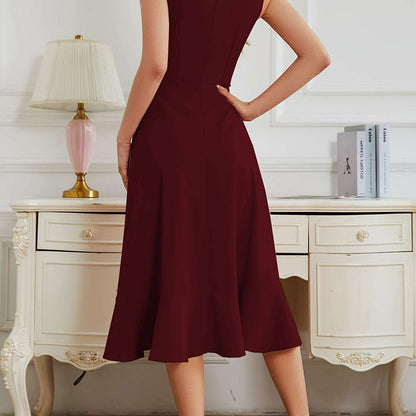 Stylish Solid Color Pleated Tank Dress with Crew Neck