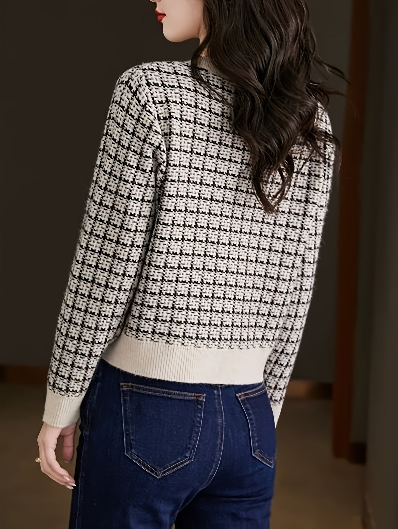 [Classic Plaid Cardigan] Classic Knitwear Women's Short Plaid Cardigan | Loose Fit Long Sleeve Open Front Sweater in Black/White/Beige/Brown | Machine Washable Round Neck Casual Chic Top for Spring & Fall | Autumn Apparel, Co