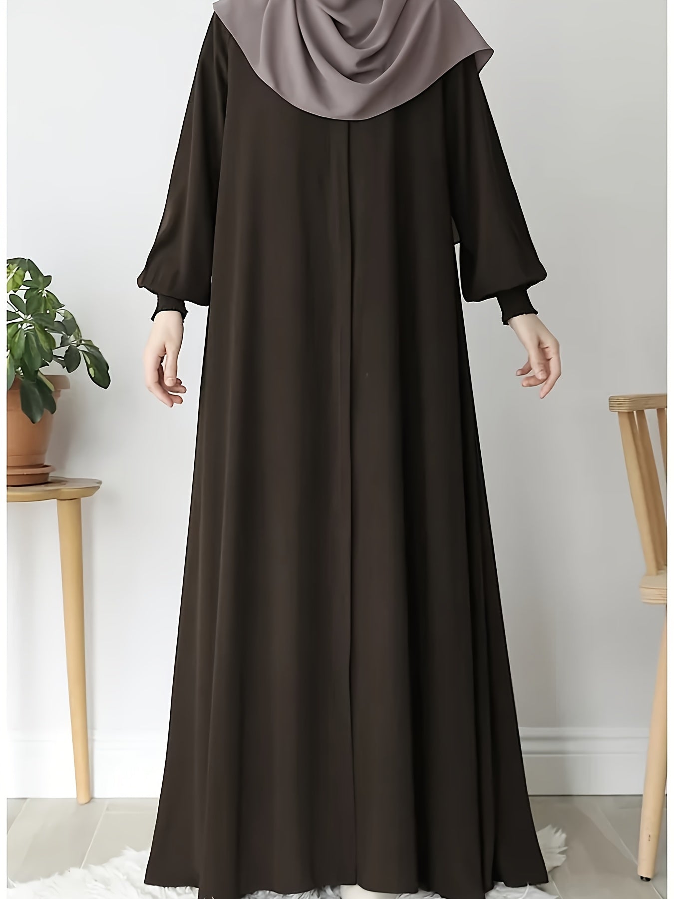 Middle Eastern Muslim Comfortable Solid Color Robe 8358