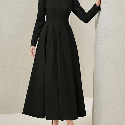 Crew Neck Long Sleeve Dress – Elegant & Timeless