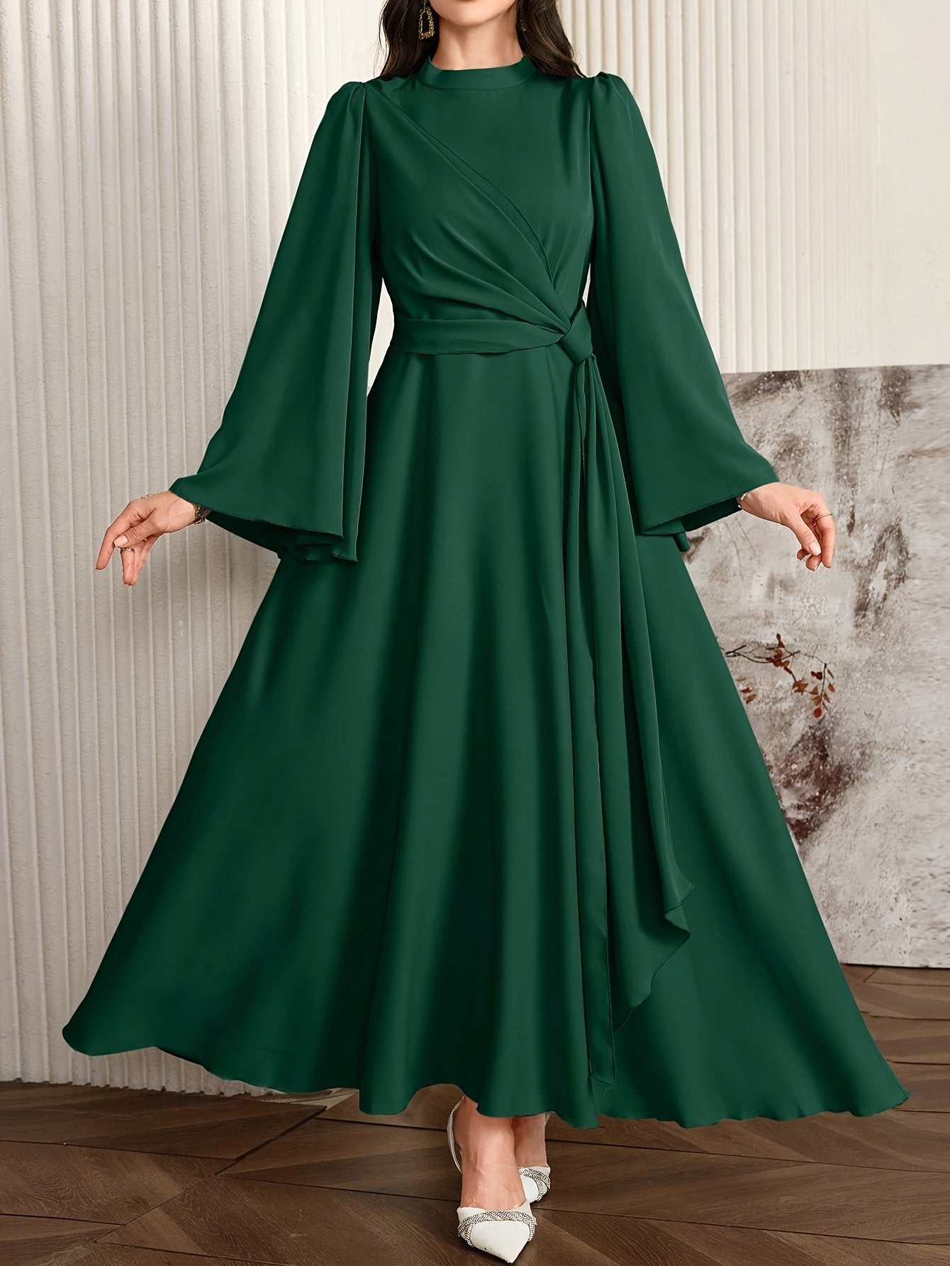 [Muslin Ramadan Dress] Ramadan Women's Evening Dress, Muslin Arabic Gown with Long Flared Sleeves, Stand Collar, Side Embellishments