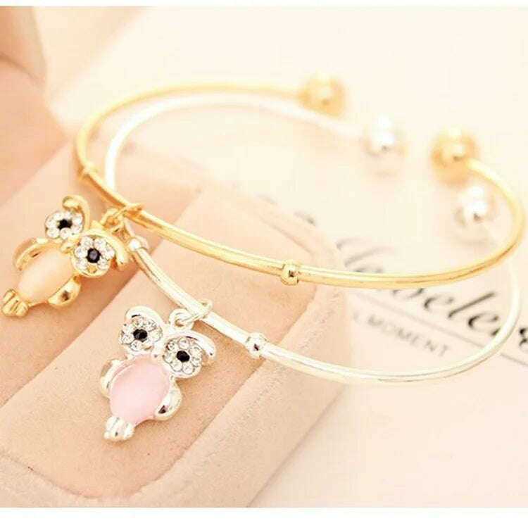 Punk Charm Bracelet Bracelet Fashion New Temperament Popular Jewelry Leaf Crystal Women's 4-piece Set Bracelet Wholesale - D&M Boutique