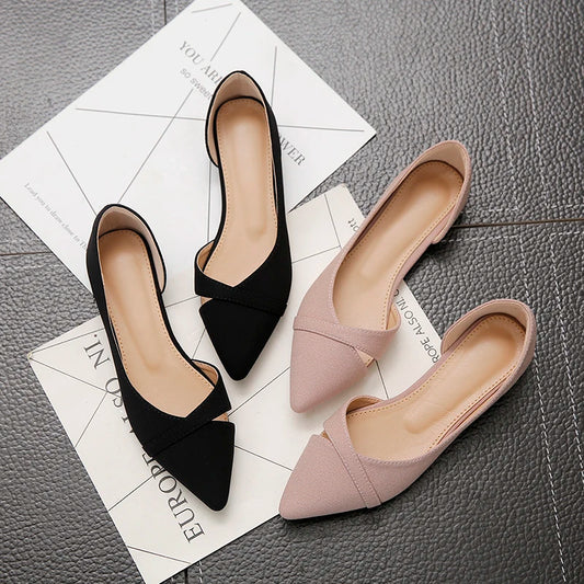 Suede flats, pointed toe, pure color, pink or black.