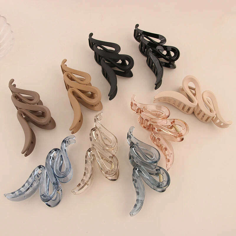 Oversized 13CM Wavy Frosted Matte Transparent Hair Claw
