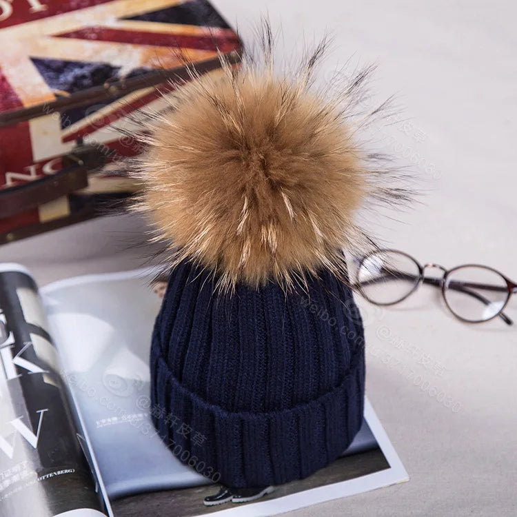 Winter NEW Women Pom Pom Beanies Warm Knitted Bobble Girl Fur Pompom Hats Real Raccoon Fur Pompon Casual Hat Cap