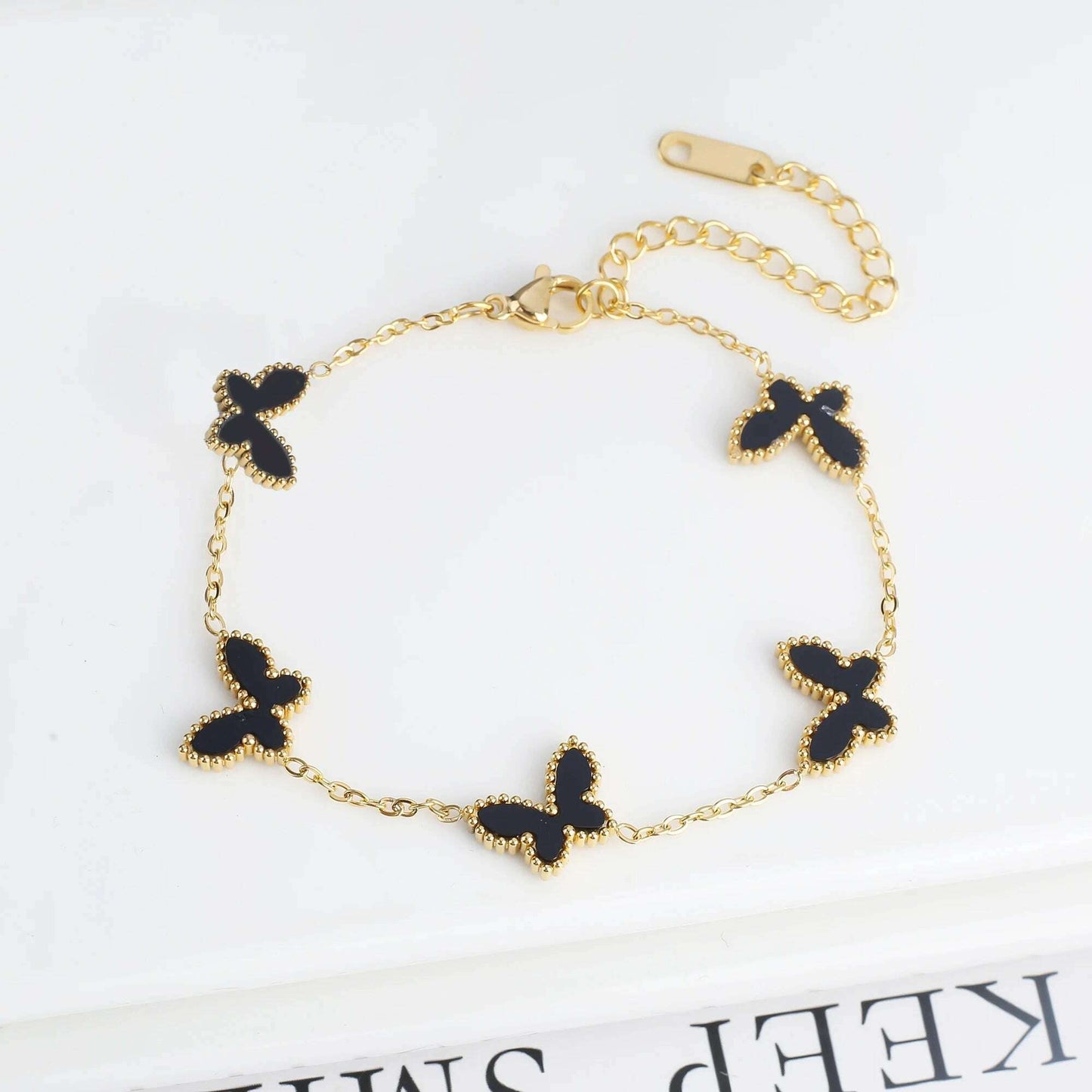 Hot Sale Luxury Stainless Steel Insect Butterfly Bracelet Simple for Woman Casual Holiday Party Jewelry Accessories Clover