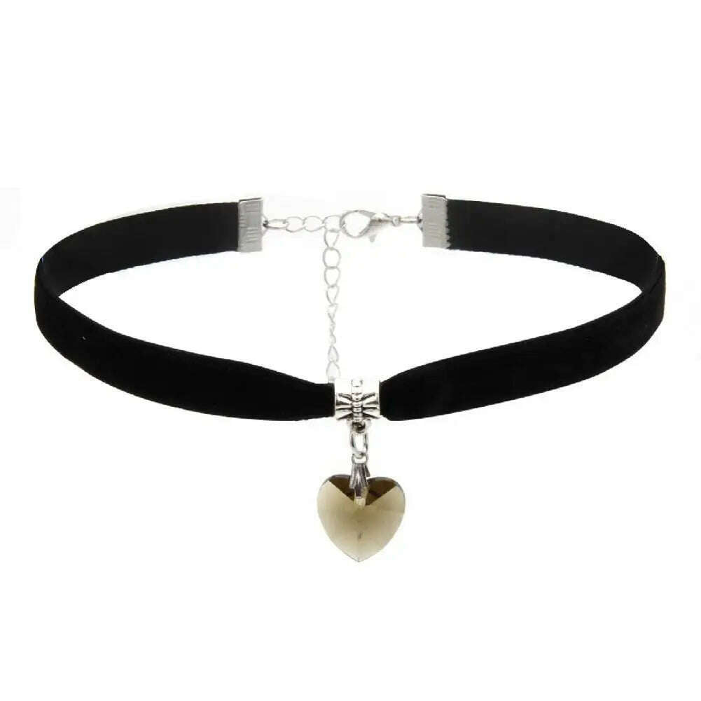 Choker Necklaces Adjustable Chic Faux Leather Vintage Gothic Style Velvet Choker for Women Neck Decoration Jewelry On The Neck