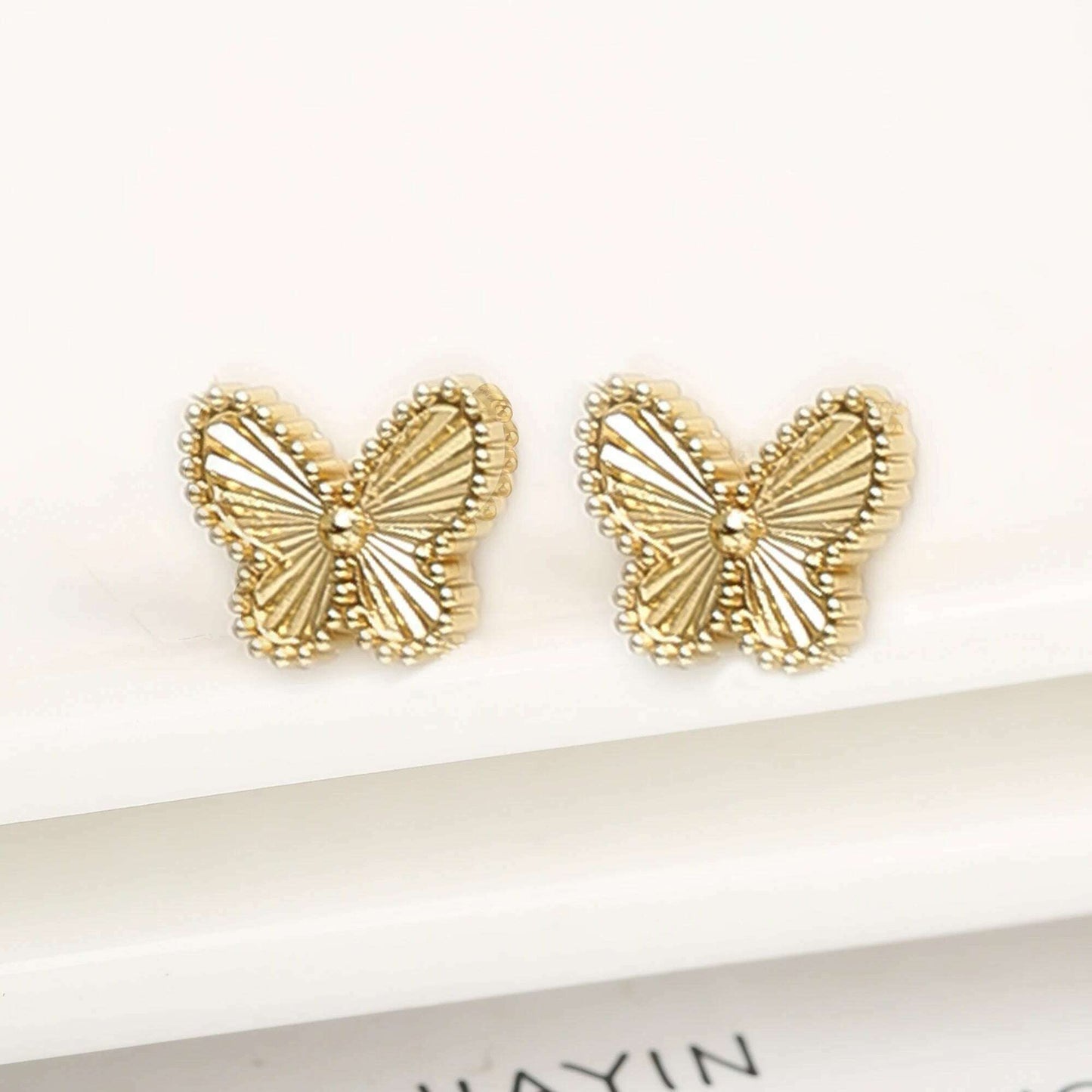 Hot Sale Luxury Stainless Steel Insect Butterfly Bracelet Simple for Woman Casual Holiday Party Jewelry Accessories Clover