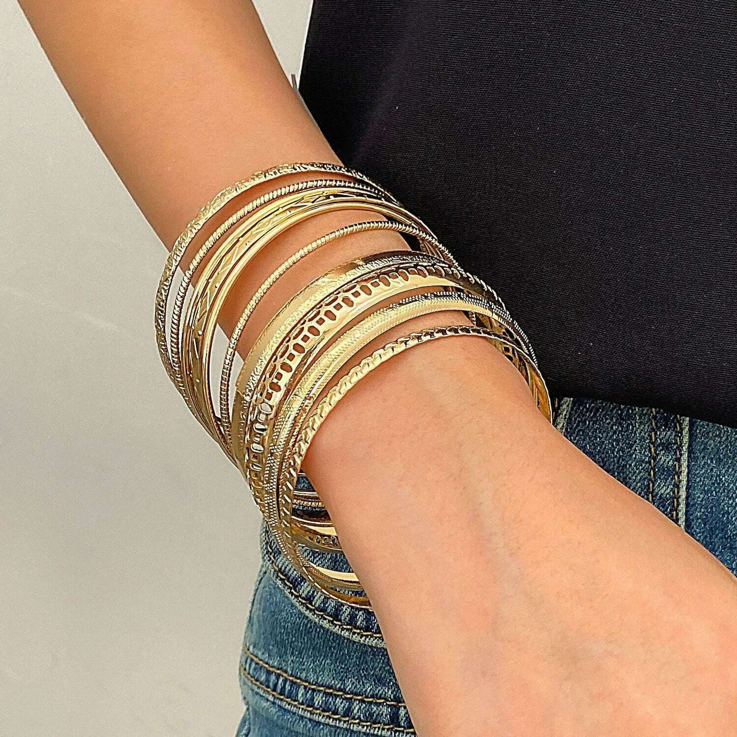 Fashion Stainless Steel Twist Bracelets for Women & Men - D&M Boutique