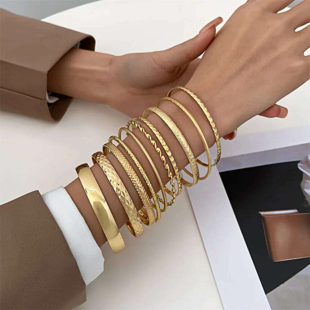 Fashion Stainless Steel Twist Bracelets for Women & Men - D&M Boutique