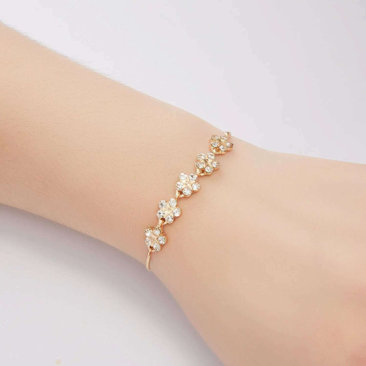 Korean Luxury Zircon Flower Adjustable Bracelet for Women Elegant Love Heart Butterfly Round Shiny Wedding Bracelet Jewelry Gift - D&M Boutique