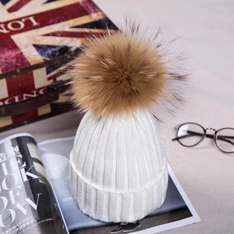 Winter NEW Women Pom Pom Beanies Warm Knitted Bobble Girl Fur Pompom Hats Real Raccoon Fur Pompon Casual Hat Cap