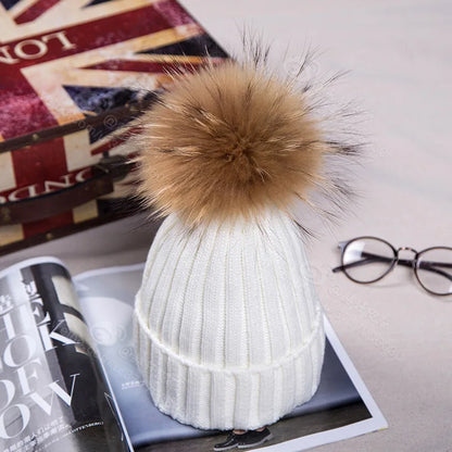 Winter NEW Women Pom Pom Beanies Warm Knitted Bobble Girl Fur Pompom Hats Real Raccoon Fur Pompon Casual Hat Cap