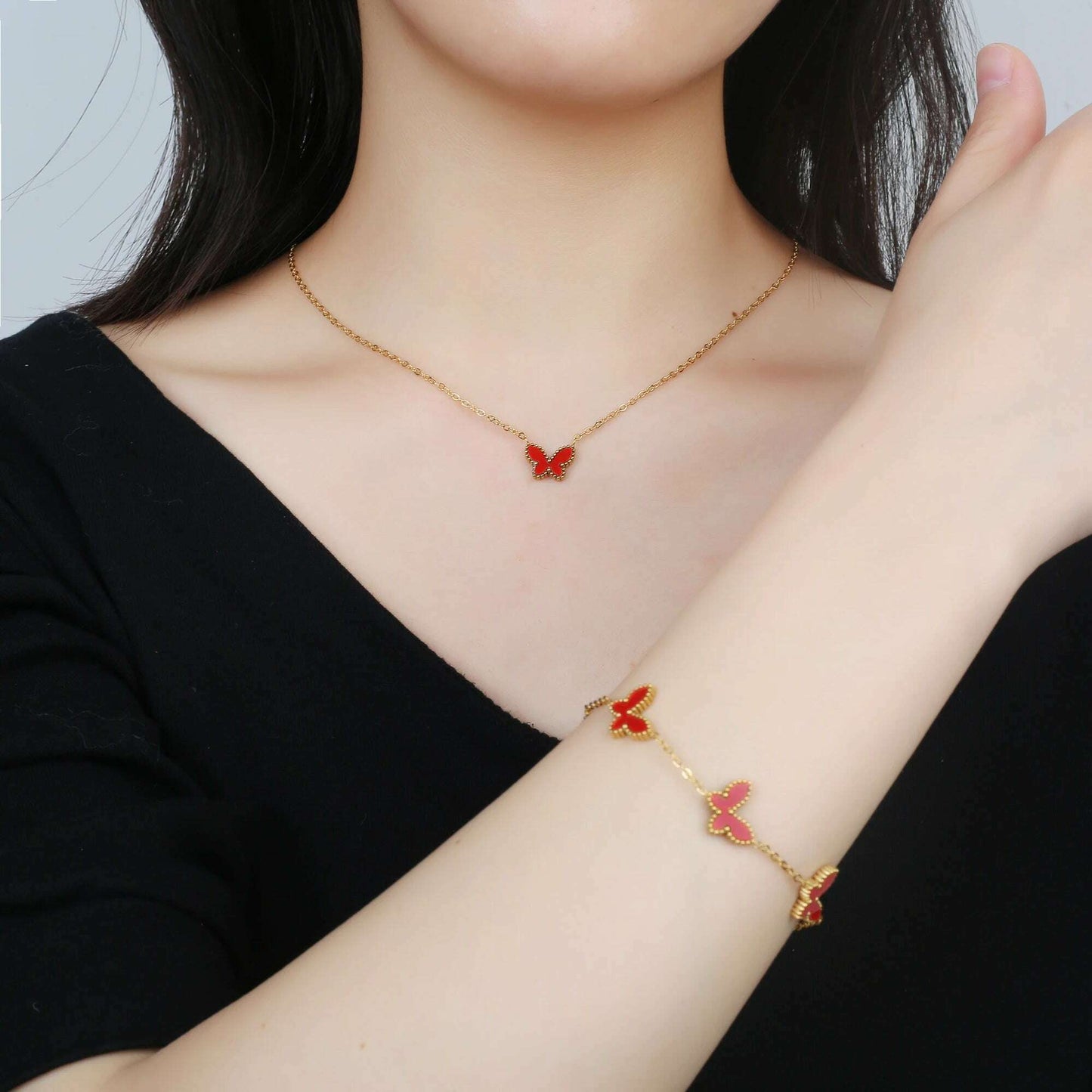 Hot Sale Luxury Stainless Steel Insect Butterfly Bracelet Simple for Woman Casual Holiday Party Jewelry Accessories Clover