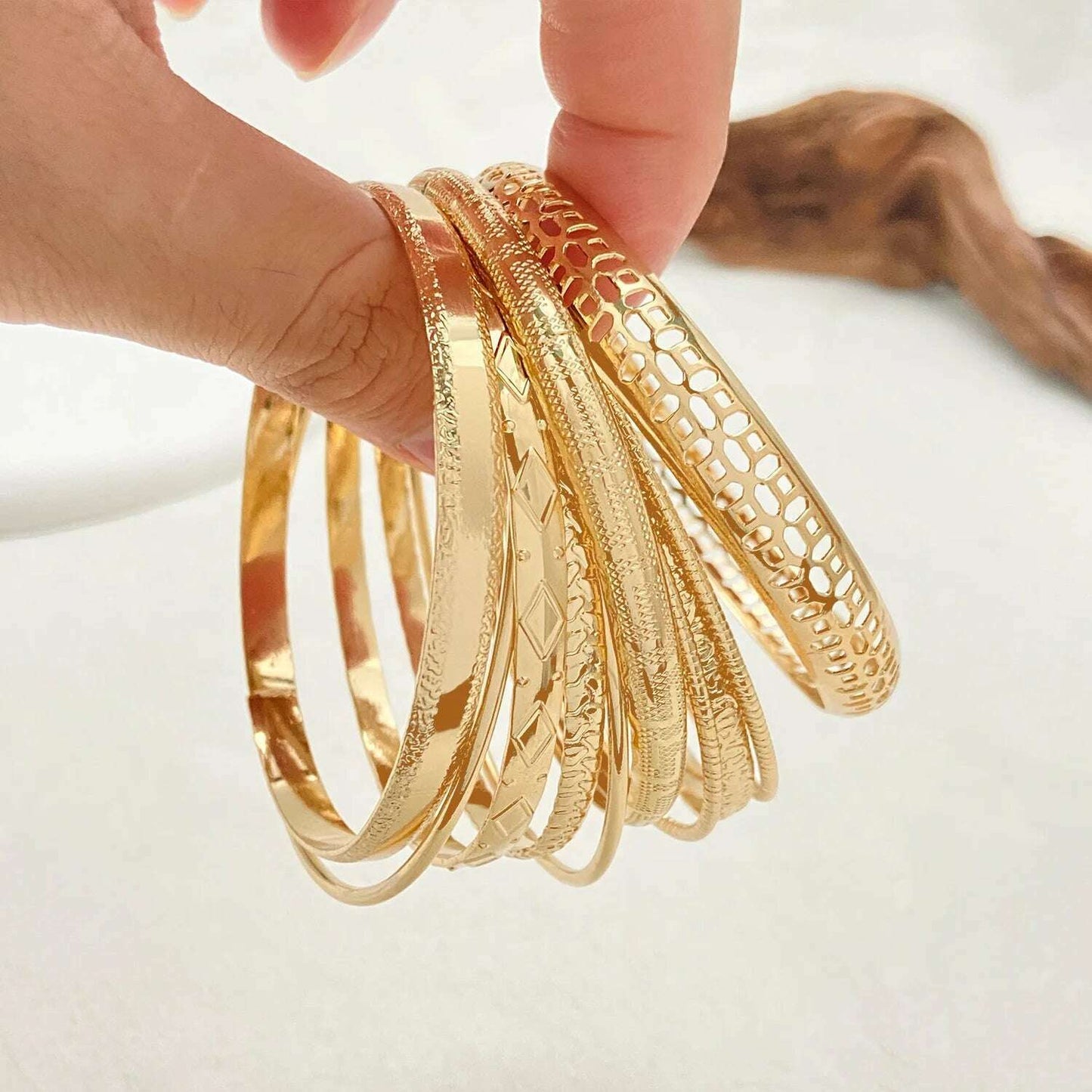 Fashion Stainless Steel Twist Bracelets for Women & Men - D&M Boutique