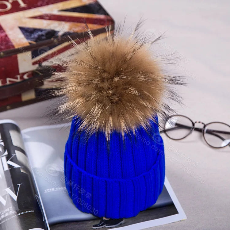Winter NEW Women Pom Pom Beanies Warm Knitted Bobble Girl Fur Pompom Hats Real Raccoon Fur Pompon Casual Hat Cap