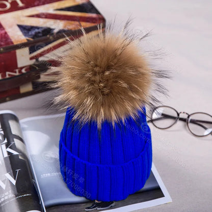 Winter NEW Women Pom Pom Beanies Warm Knitted Bobble Girl Fur Pompom Hats Real Raccoon Fur Pompon Casual Hat Cap