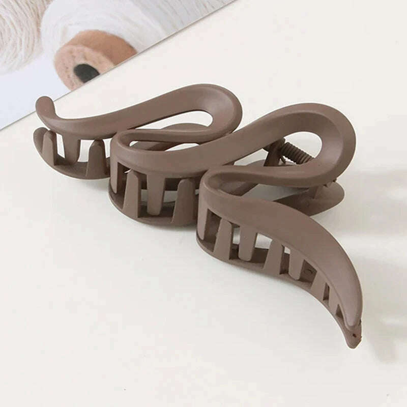 Oversized 13CM Wavy Frosted Matte Transparent Hair Claw
