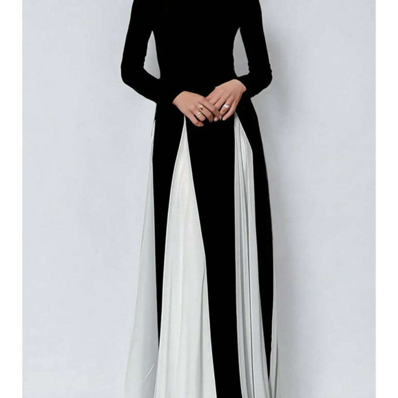 Elegant Crew Neck Long Sleeve Pleated Maxi Dress for Women